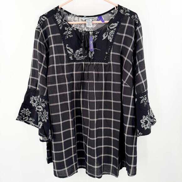 Catherines Blouse Size 2XWP (22/24WP) NWT Georgette B&W Plaid Floral Bell Sleeve - Picture 2 of 13